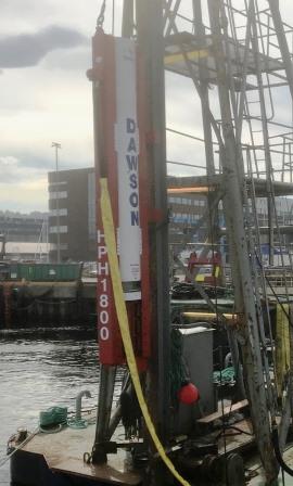 Pælehammer på flåde-rambuk